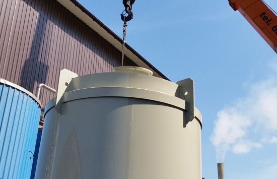 Zbiorniki chemiczne z tworzyw sztucznych – dlaczego PP i PE dominują w przemyśle?