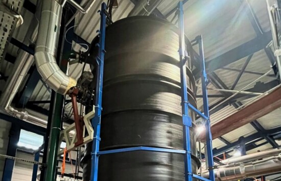 Zintegrowana wymiana zbiornika wody lodowej 30 m³ z systemem filtracji bocznikowej – logistyka, technologia i koordynacja „pod klucz”